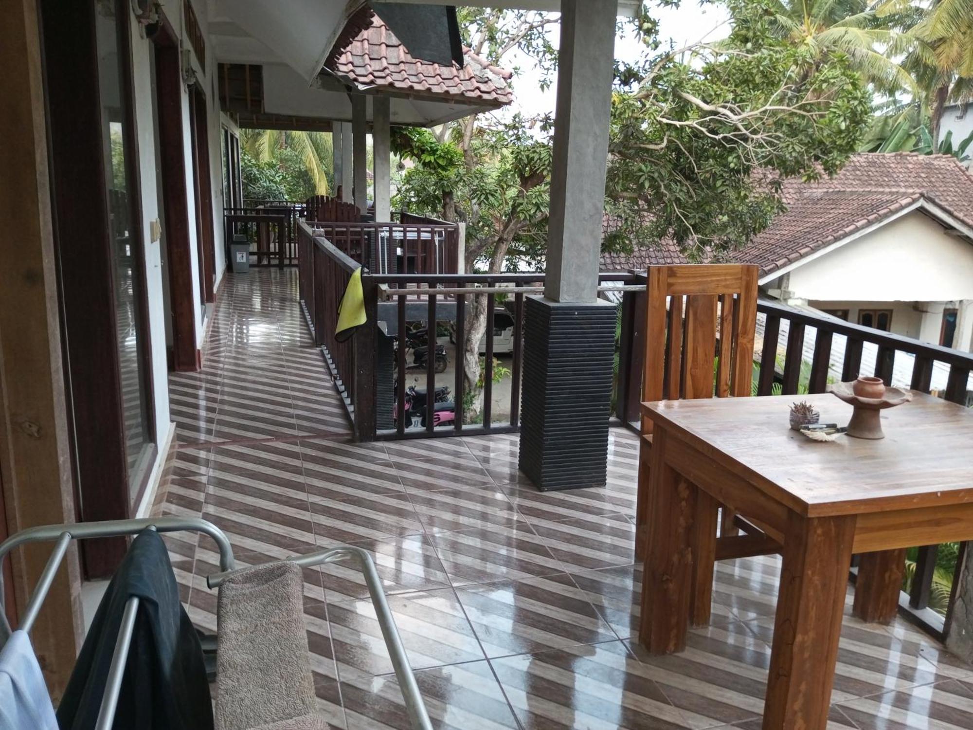 Kri Homestay Kuta  Dış mekan fotoğraf