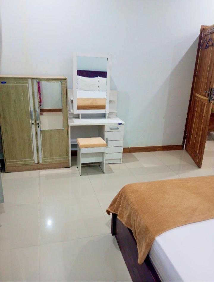 Kri Homestay Kuta  Dış mekan fotoğraf