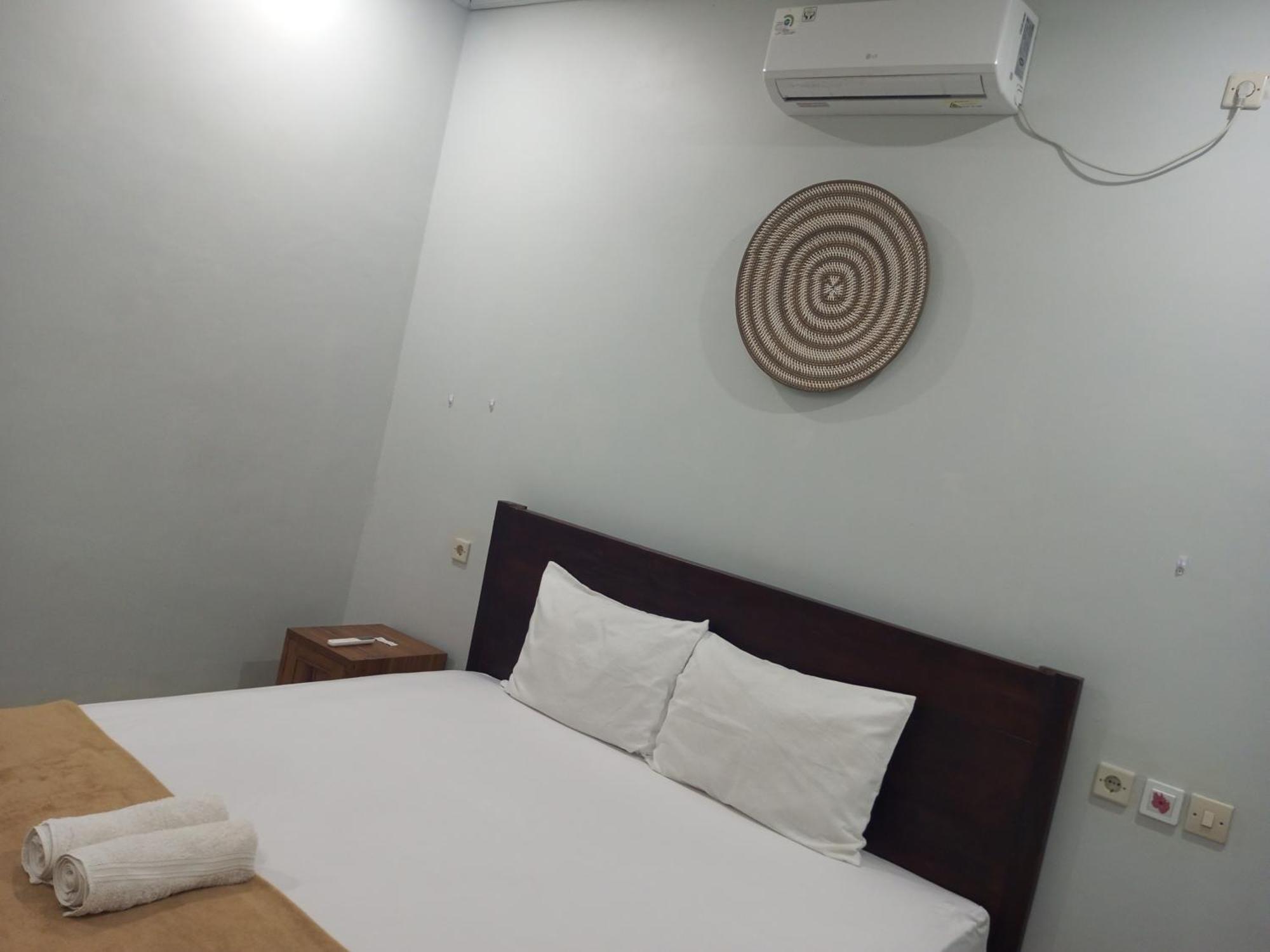 Kri Homestay Kuta  Dış mekan fotoğraf