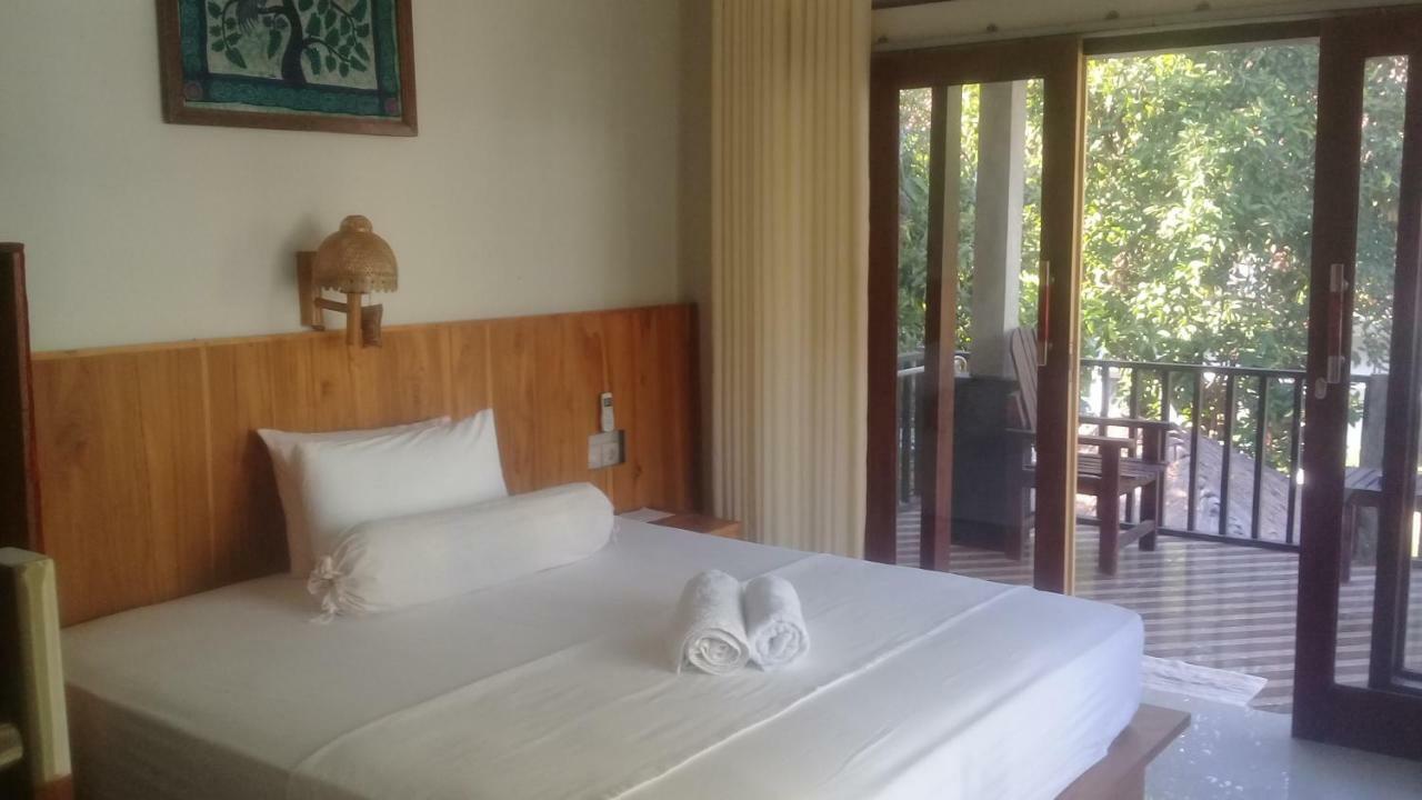 Kri Homestay Kuta  Dış mekan fotoğraf