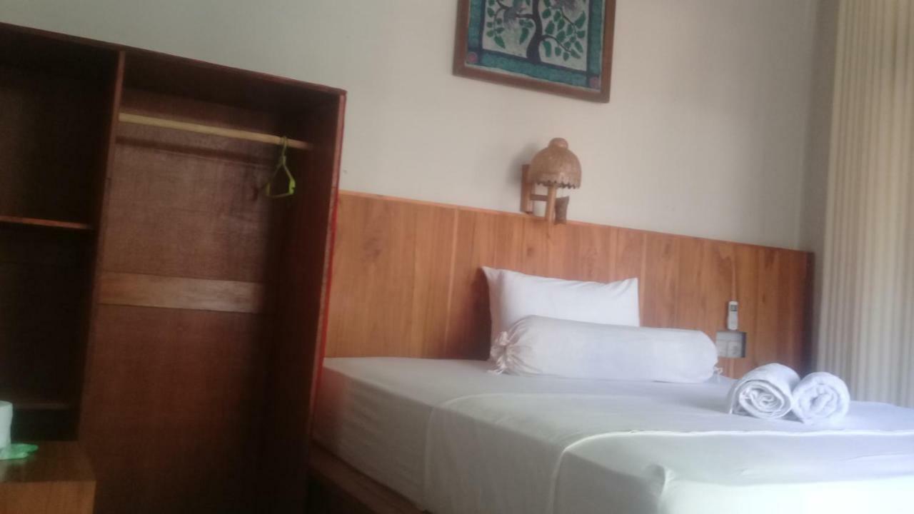 Kri Homestay Kuta  Dış mekan fotoğraf